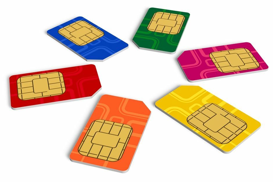 Российские мобильные операторы начали брать плату за приобретение сим-карт
