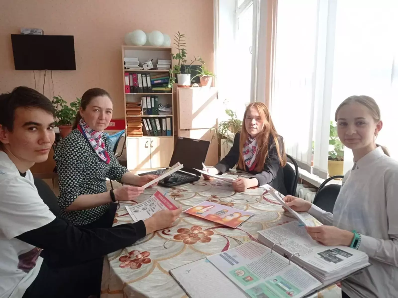 «Молодая Гвардия» Бижбуляка реализовывает программу против терроризма «Мир на планете – счастливы дети»