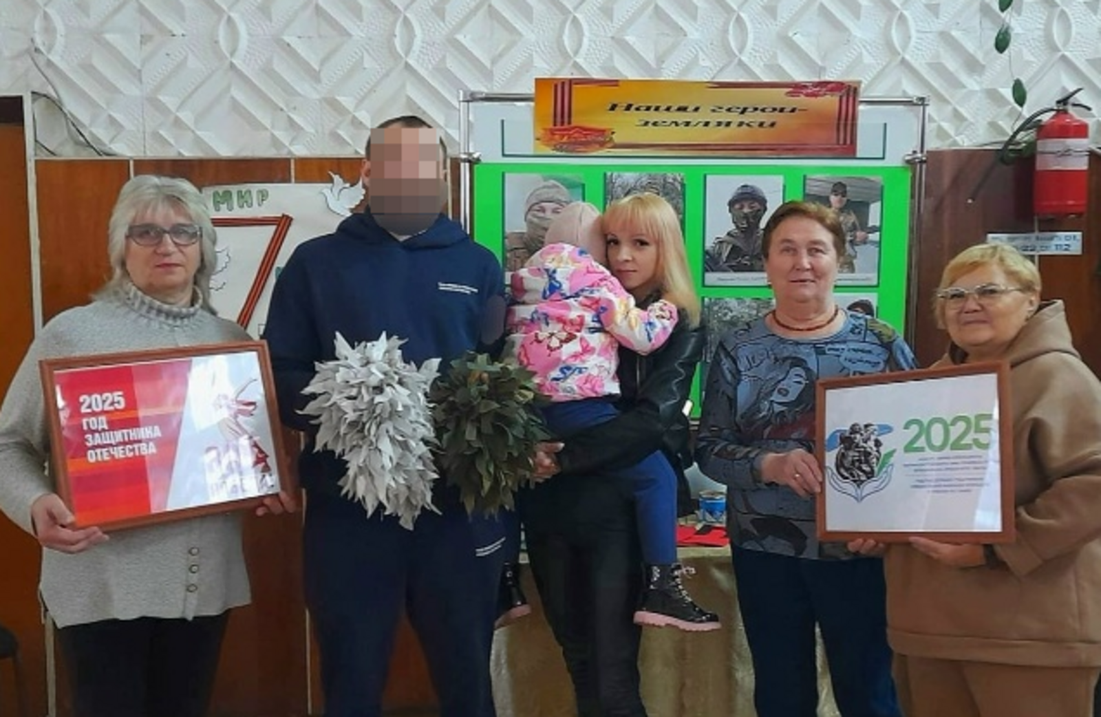 Пожелали бойцу скорейшего возвращения домой с победой