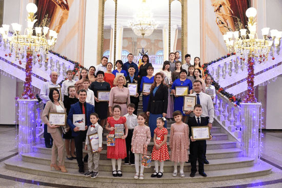 Cемья Сираевых из Бижбуляка стала победителем в номинации "Сельская семья"