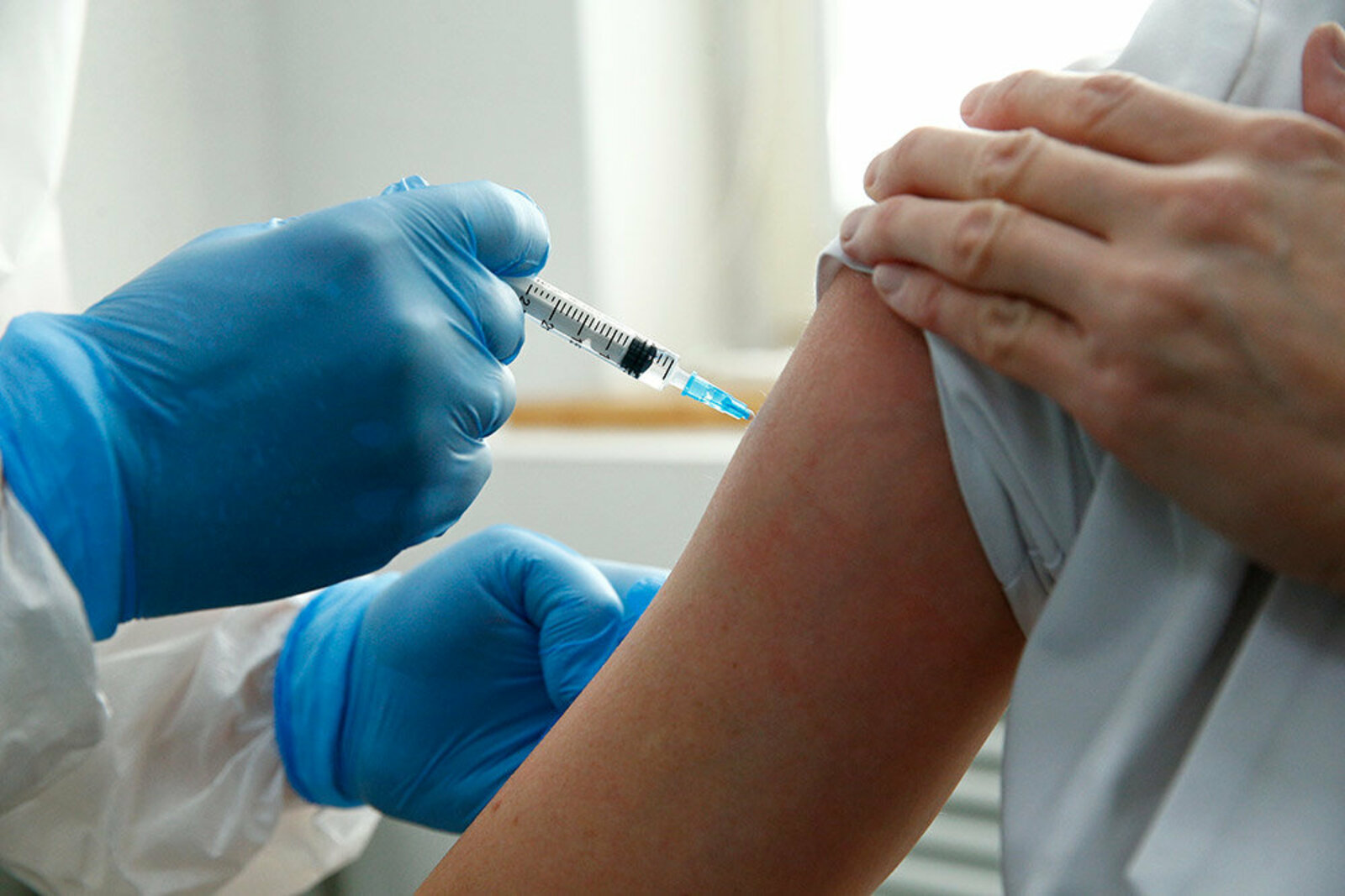 На предприятиях Башкирии проверят списки вакцинированных работников