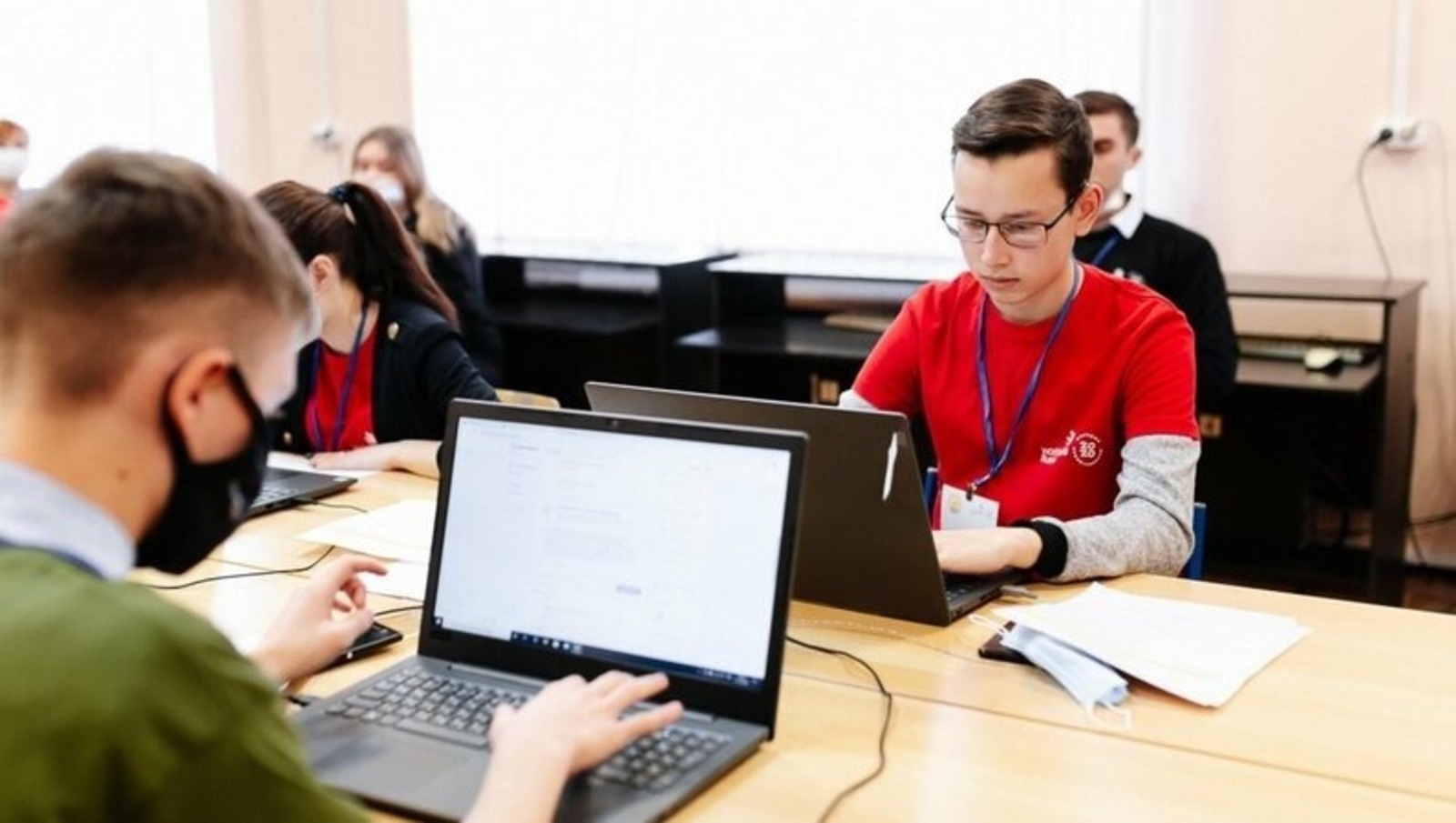 Более 110 тыс. студентов зачислено на «цифровые кафедры» вузов со всей России