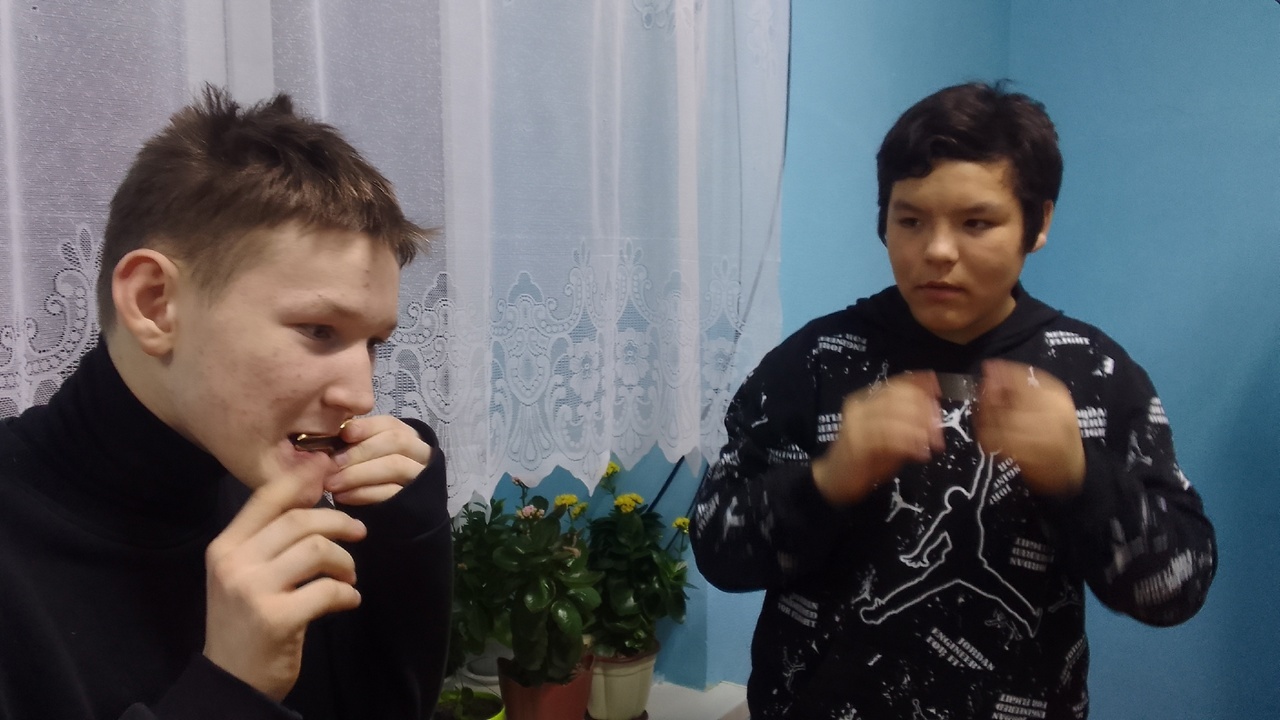 В Азнаевском СК прошел мастер-класс по игре на кубызе