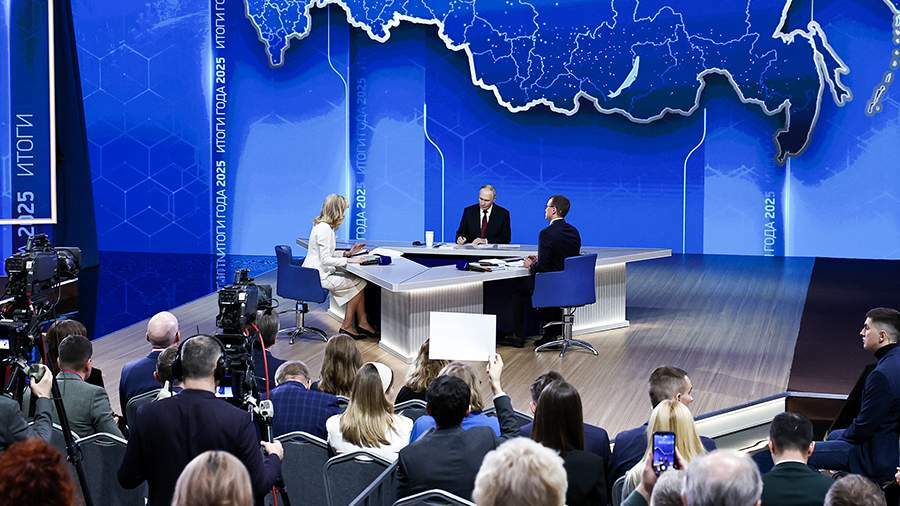 Путин назвал Зеленского талантливым артистом