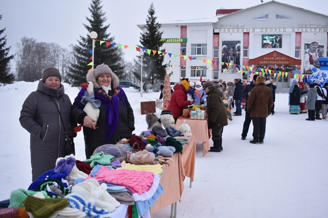 В Бижбуляке состоялось открытие Года единства народов России