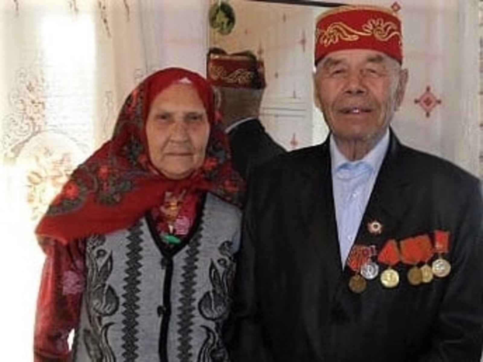 68 лет рука об руку семья Сулеймановых из Азнаево!