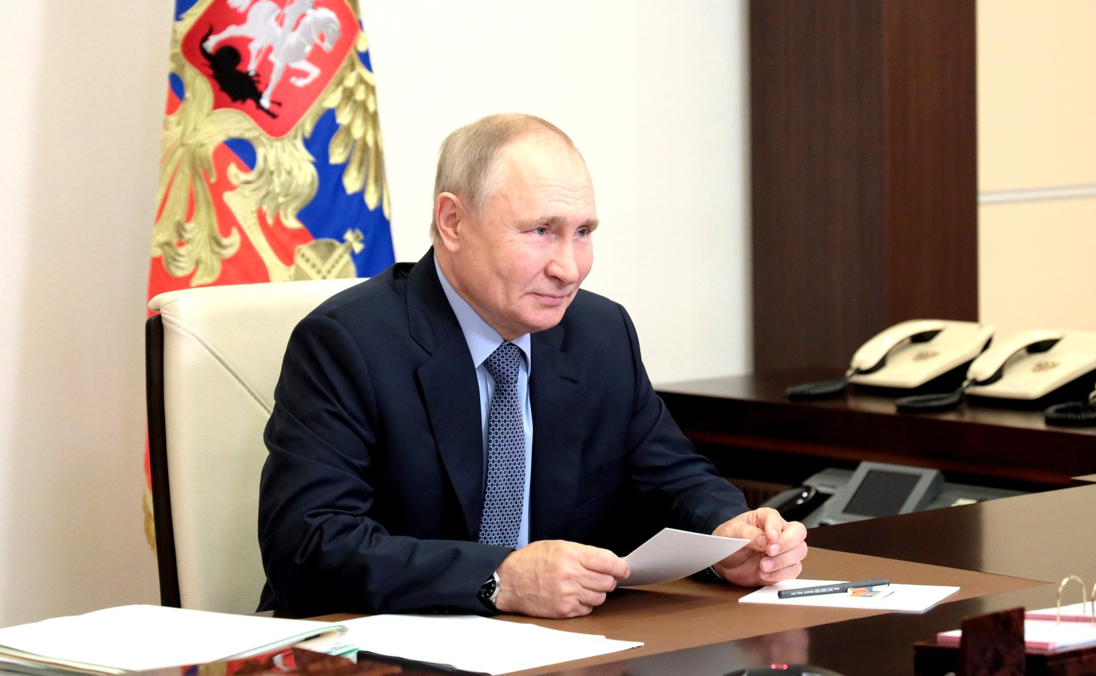 Владимир Путин поддержал идею объявить 2023 год - Годом педагогов и наставников