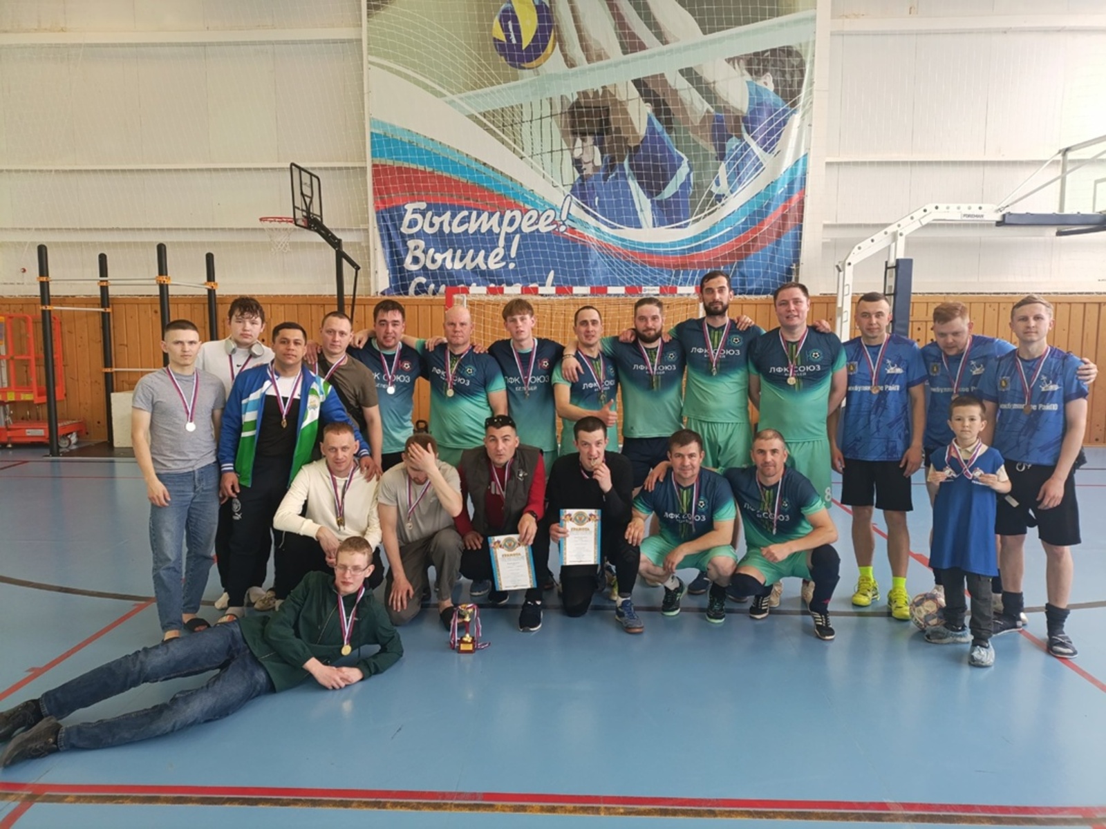 В Бижбуляке состоялись открытые соревнования по мини-футболу