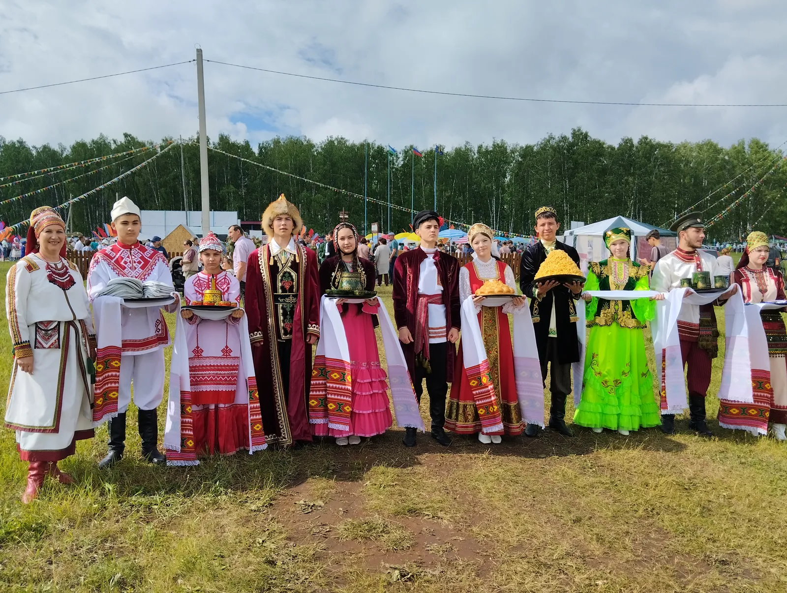 Сегодня – День национального костюма народов республики.