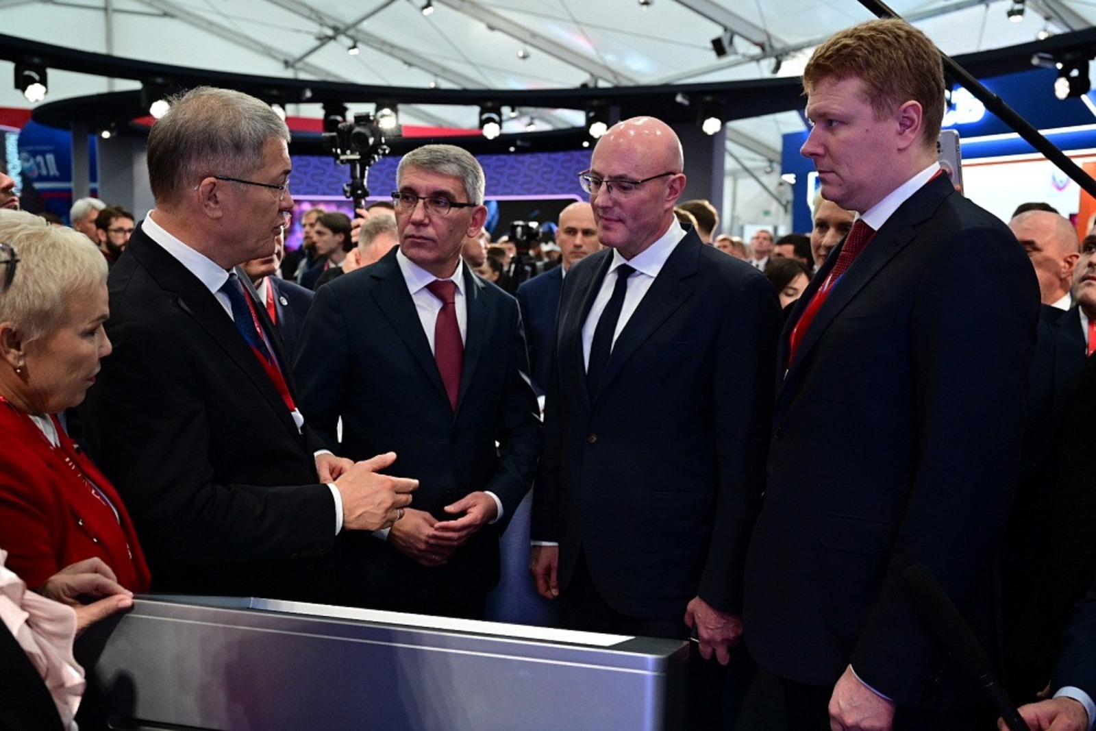 Радий Хабиров представил спортивные достижения Башкирии на форуме в Самаре