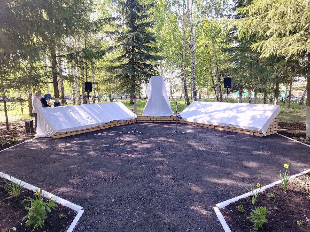В канун Дня Победы состоялось открытие обелиска в деревне Елбулак- Матвеевка