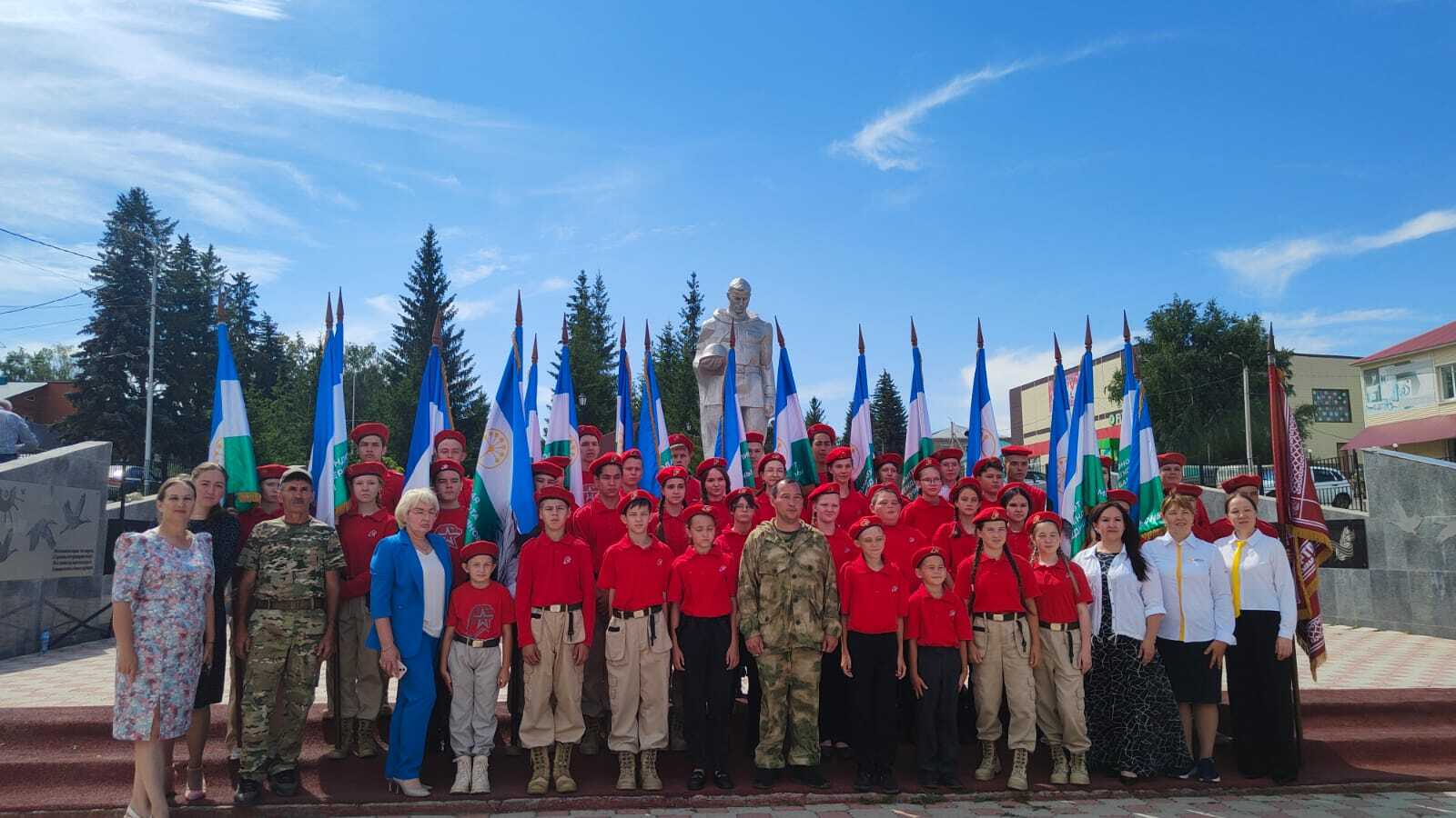 Знамена именных подразделений Башкирии в Бижбулякском районе
