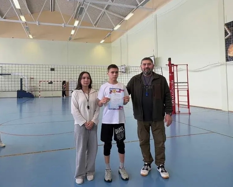 В зале МБУ ДО СШ «Парус» с. Бижбуляк состоялся районный турнир по волейболу