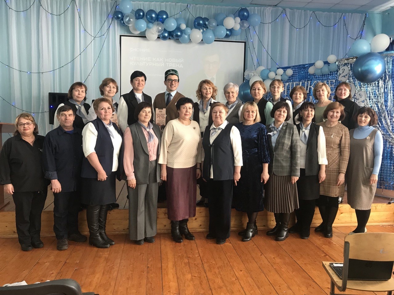 В Аитово школьники встретились с актером театра и кино Алексеем Марковым