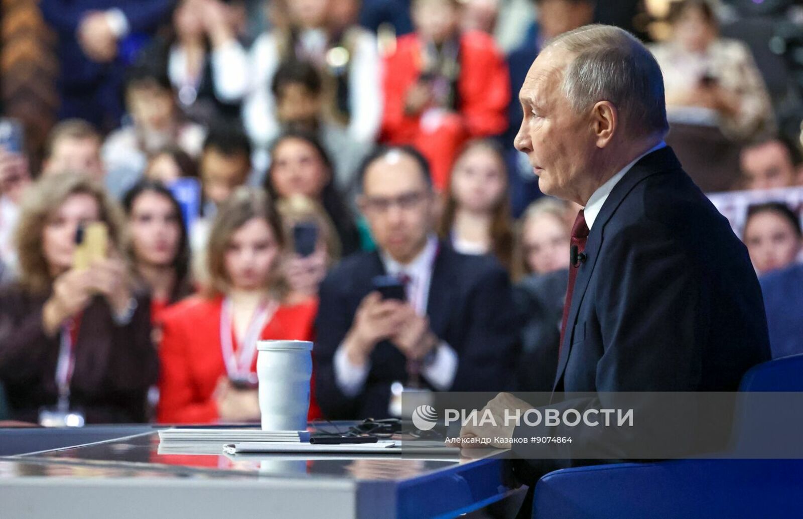 Президент РФ поблагодарил регионы за тиражирование проекта «Время героев»