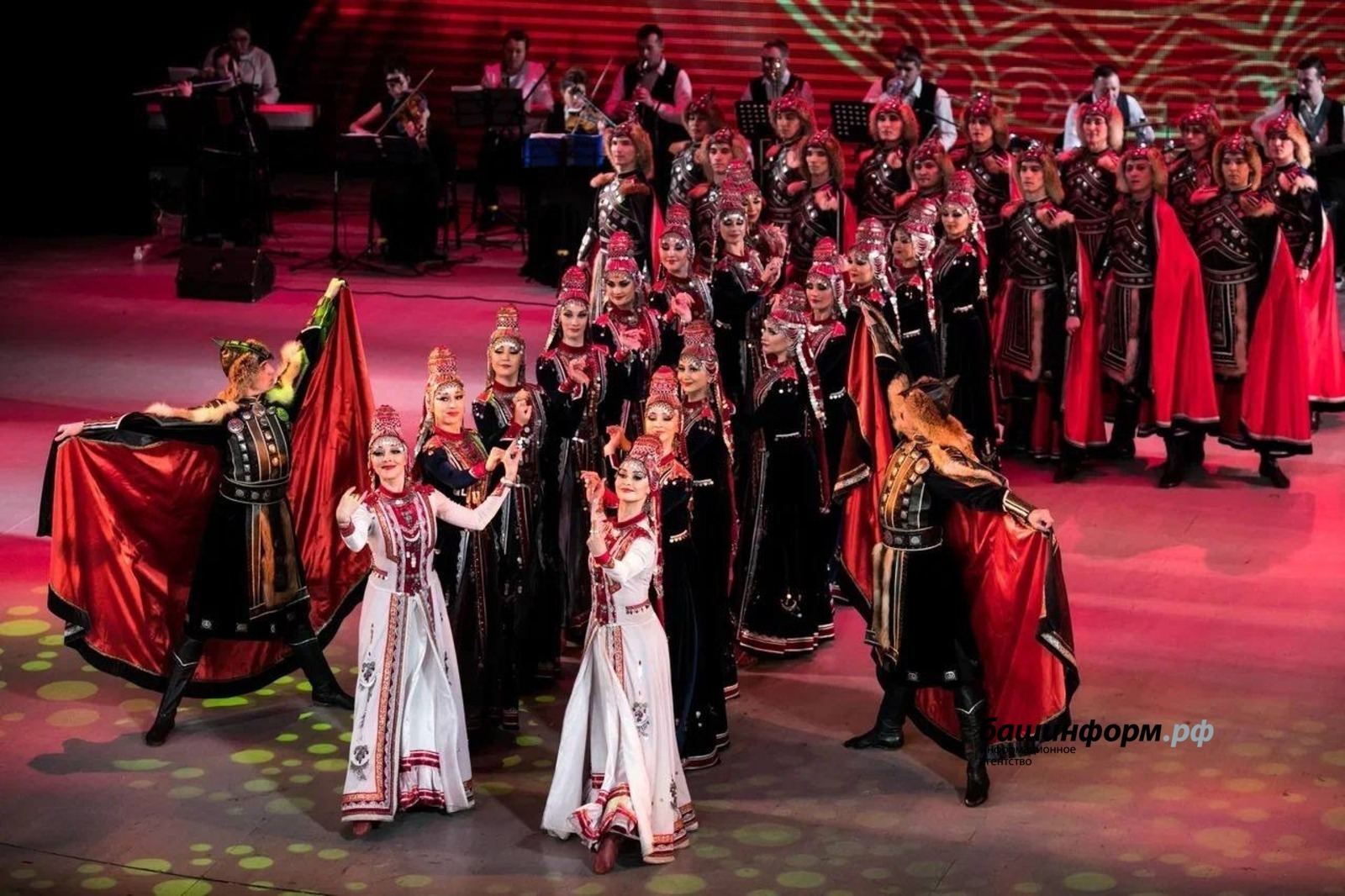 В Башкирии впервые отмечают День национального танца