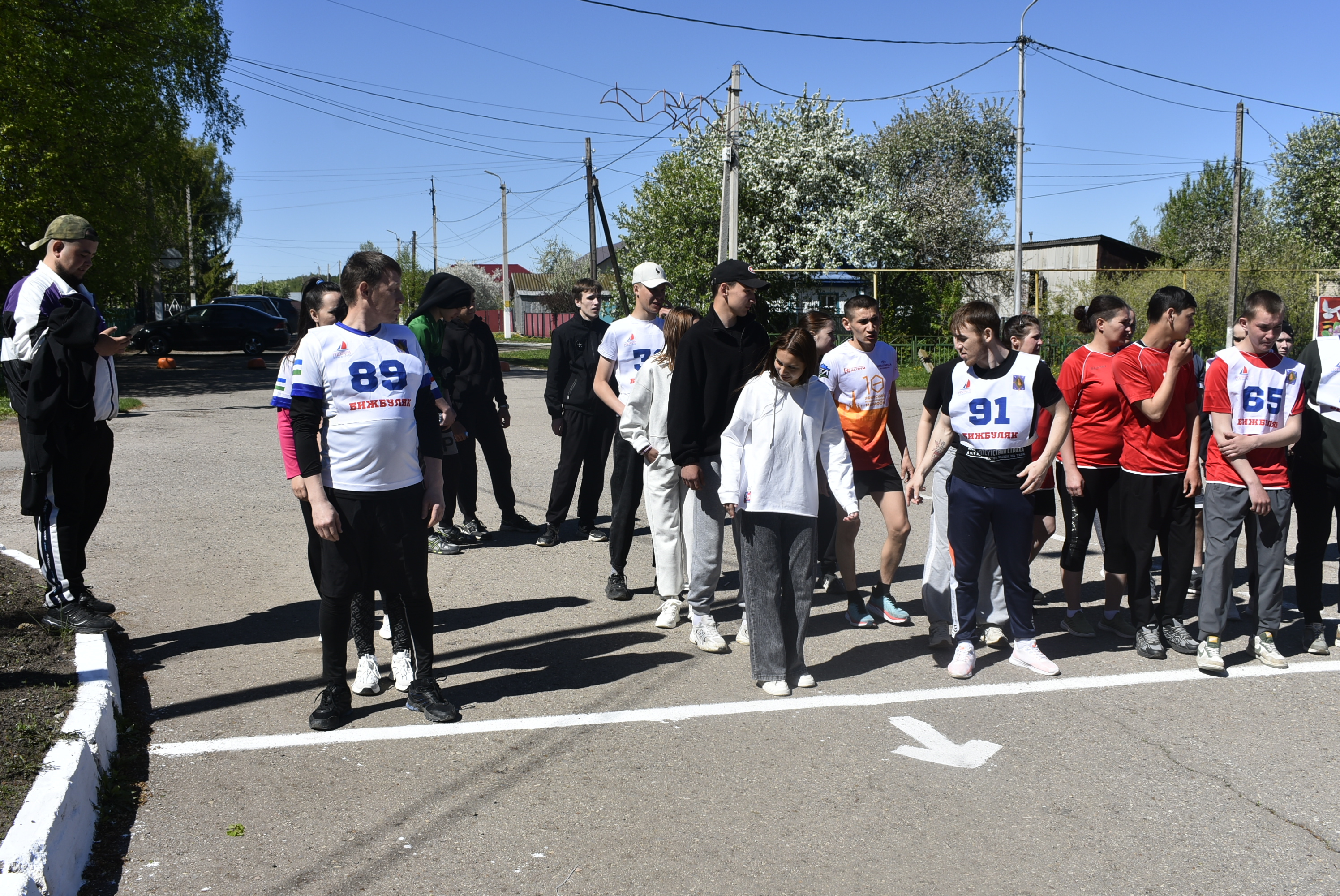 В Бижбуляке прошла эстафета, посвященная 80-летию Великой Победы