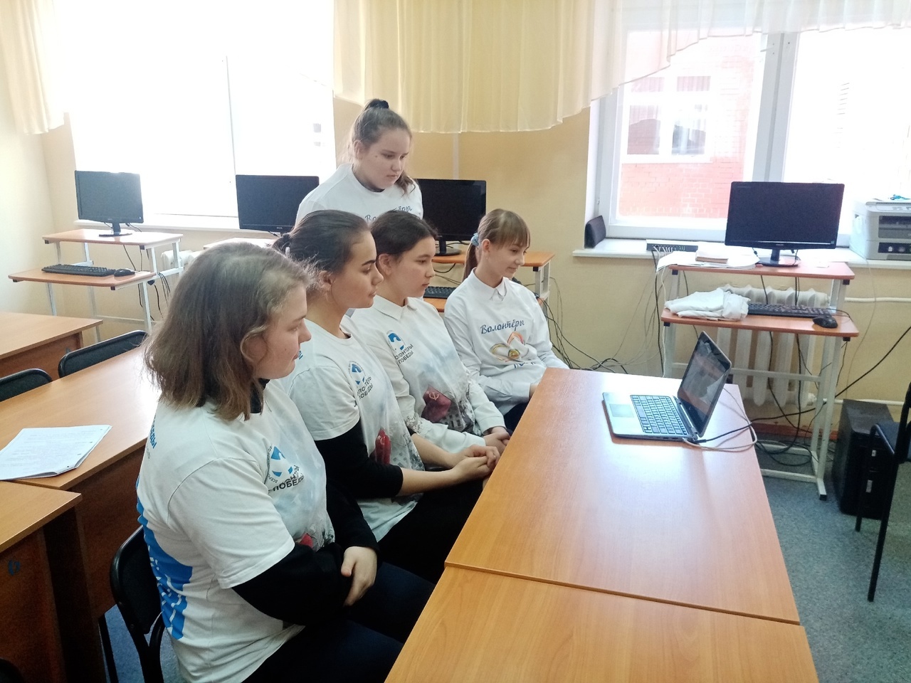 Команда средней школы №1 с. Бижбуляк приняла участие в интеллектуальной игре "1418"