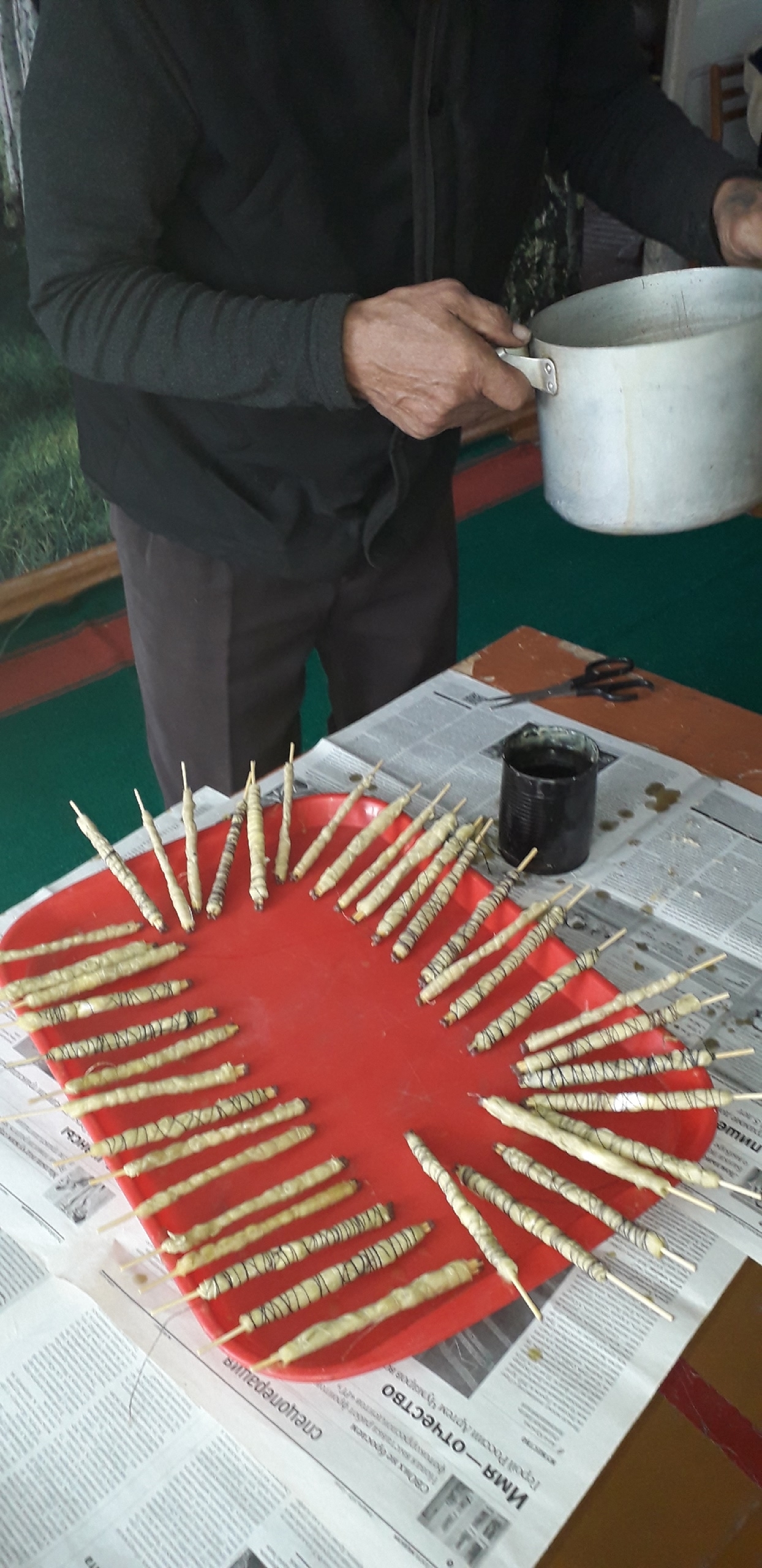 В селе Кожай-Икские Вершины готовят спички долгого горения