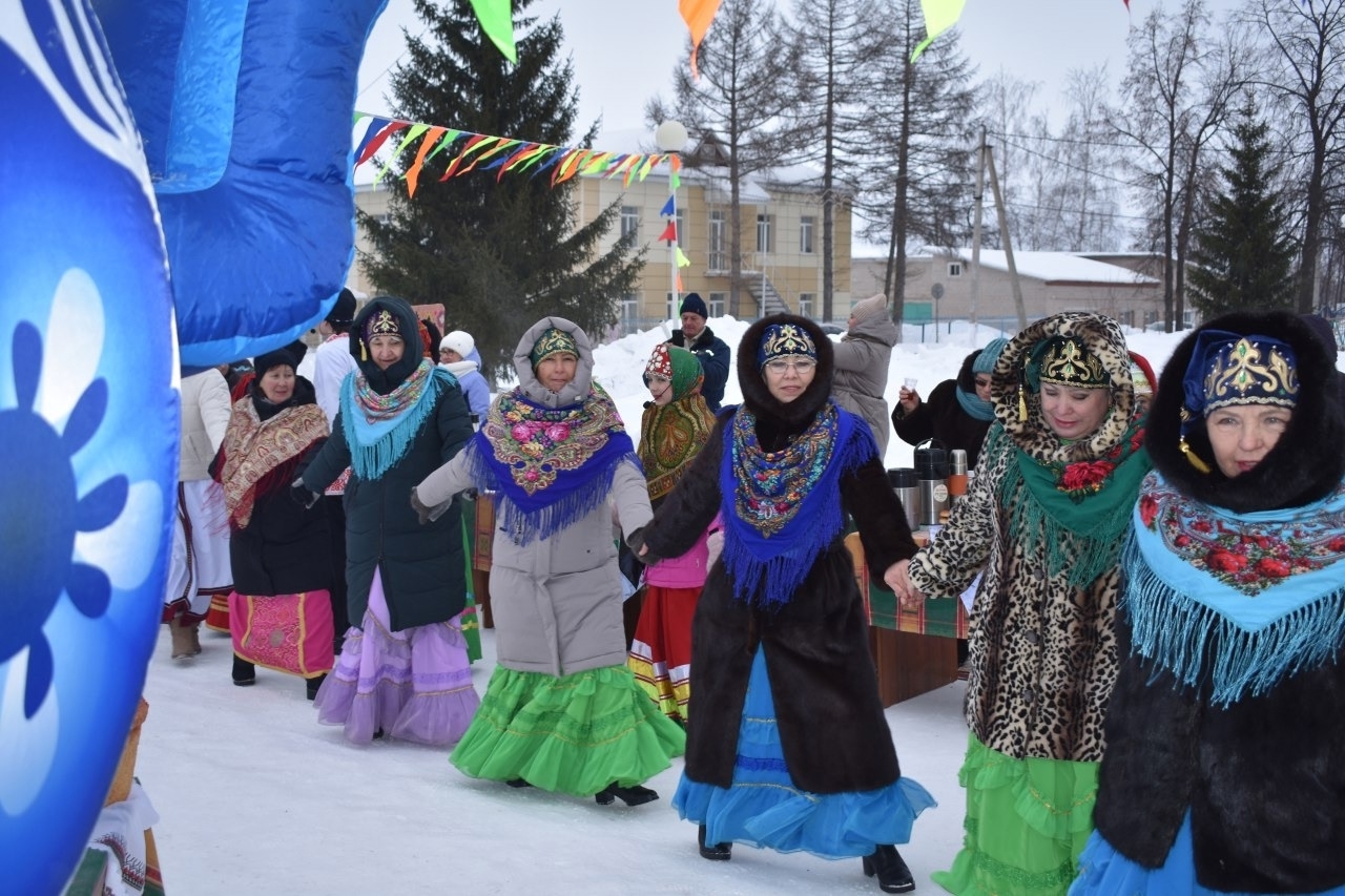 В Бижбуляке состоялось открытие Года единства народов России