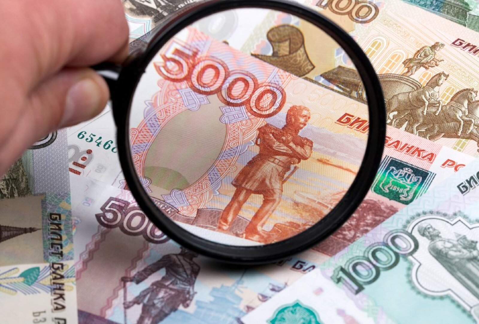 Экономист Переславский назвал способ, как вернуть рублю оптимальный курс