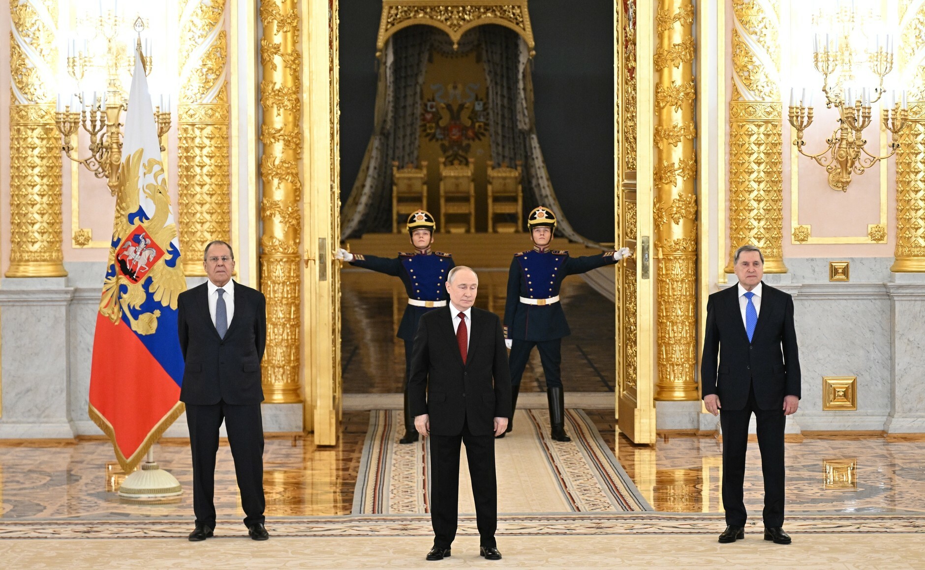 Владимир Путин принял верительные грамоты у послов 32 государств