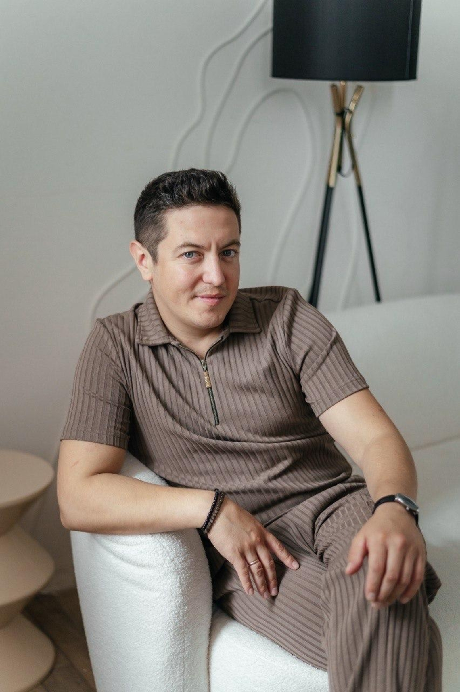 В путь зовут  родные края