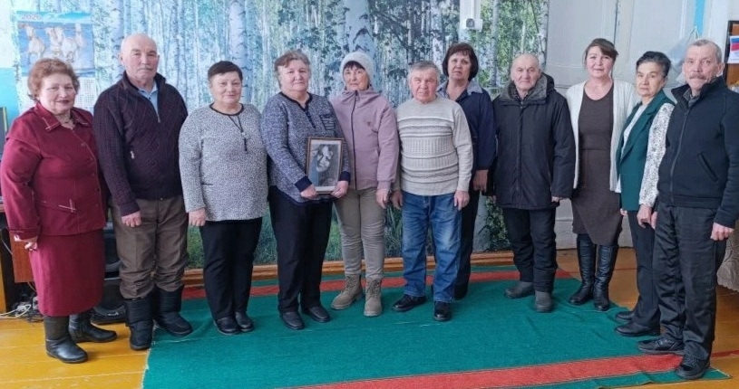 В Ик-Вершине провели вечер памяти Анны Герман