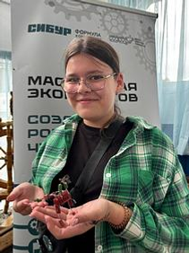 300 школьников Башкортостана освоили переработку и создали экороботов