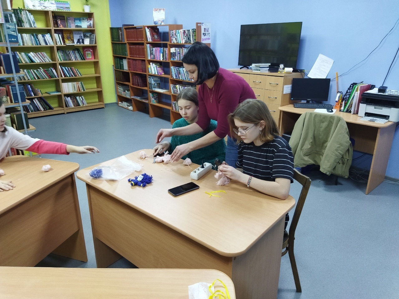 В Седякбашской библиотеке работала мастерская по изготовлению куклы-мотанки
