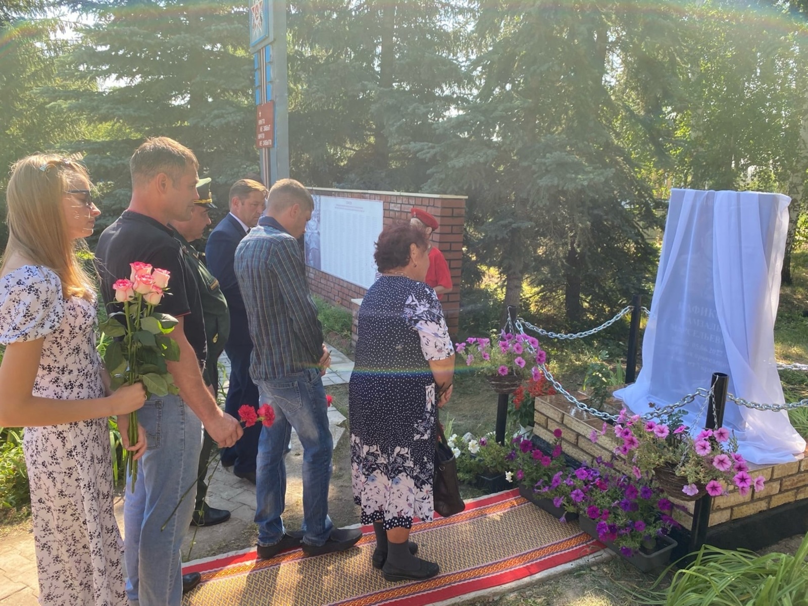 В Бижбулякском районе увековечили память погибшего в ходе проведения спецоперации на Украине