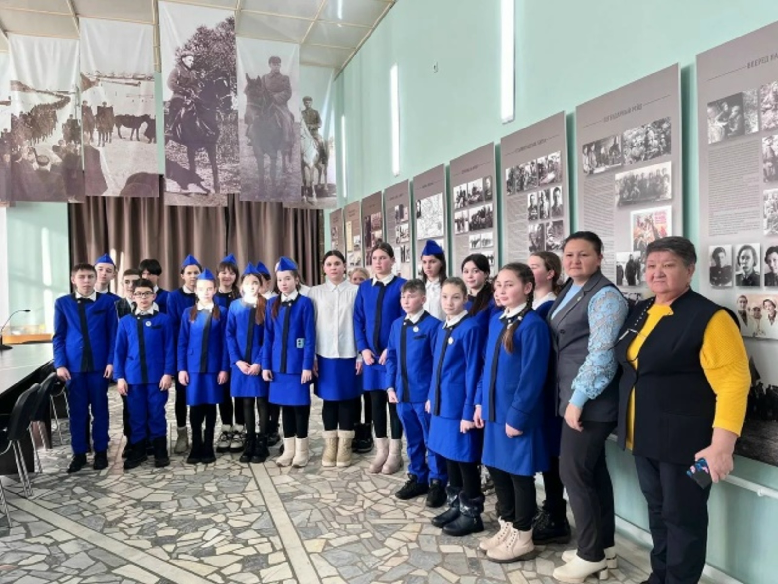 По следам героя