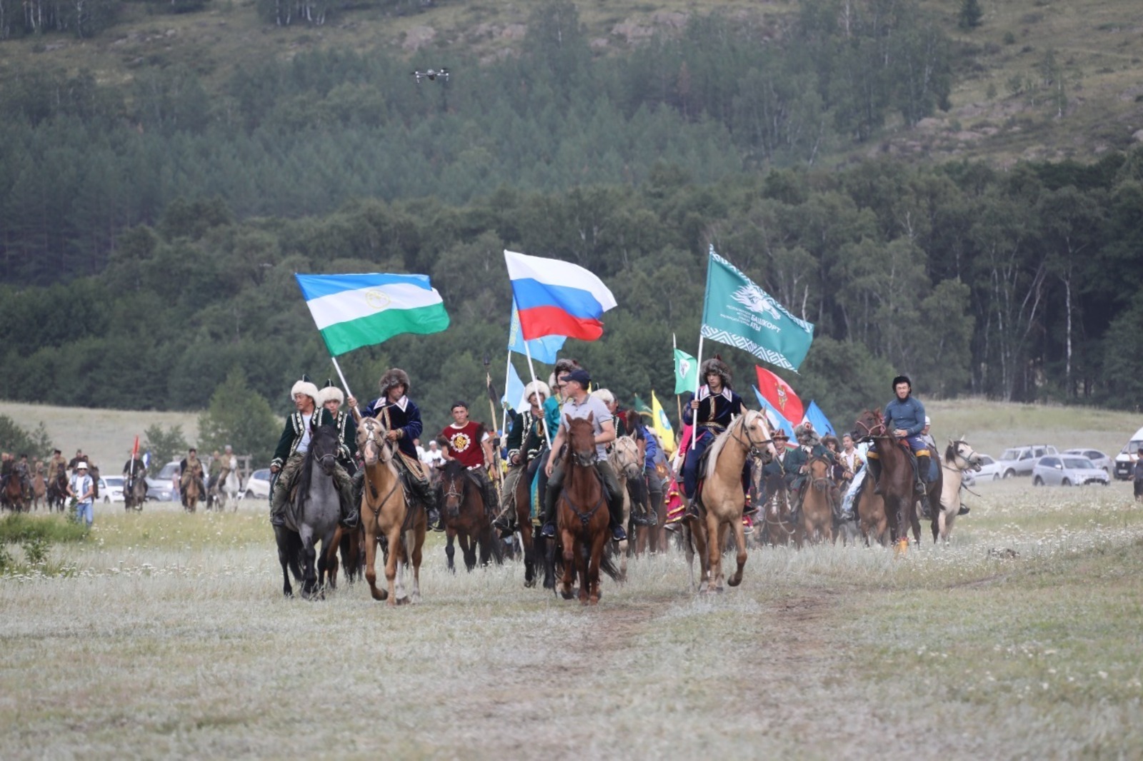 Конный парад на фестивале башкирской лошади в Баймакском районе собрал участников из разных регионов России и зарубежья