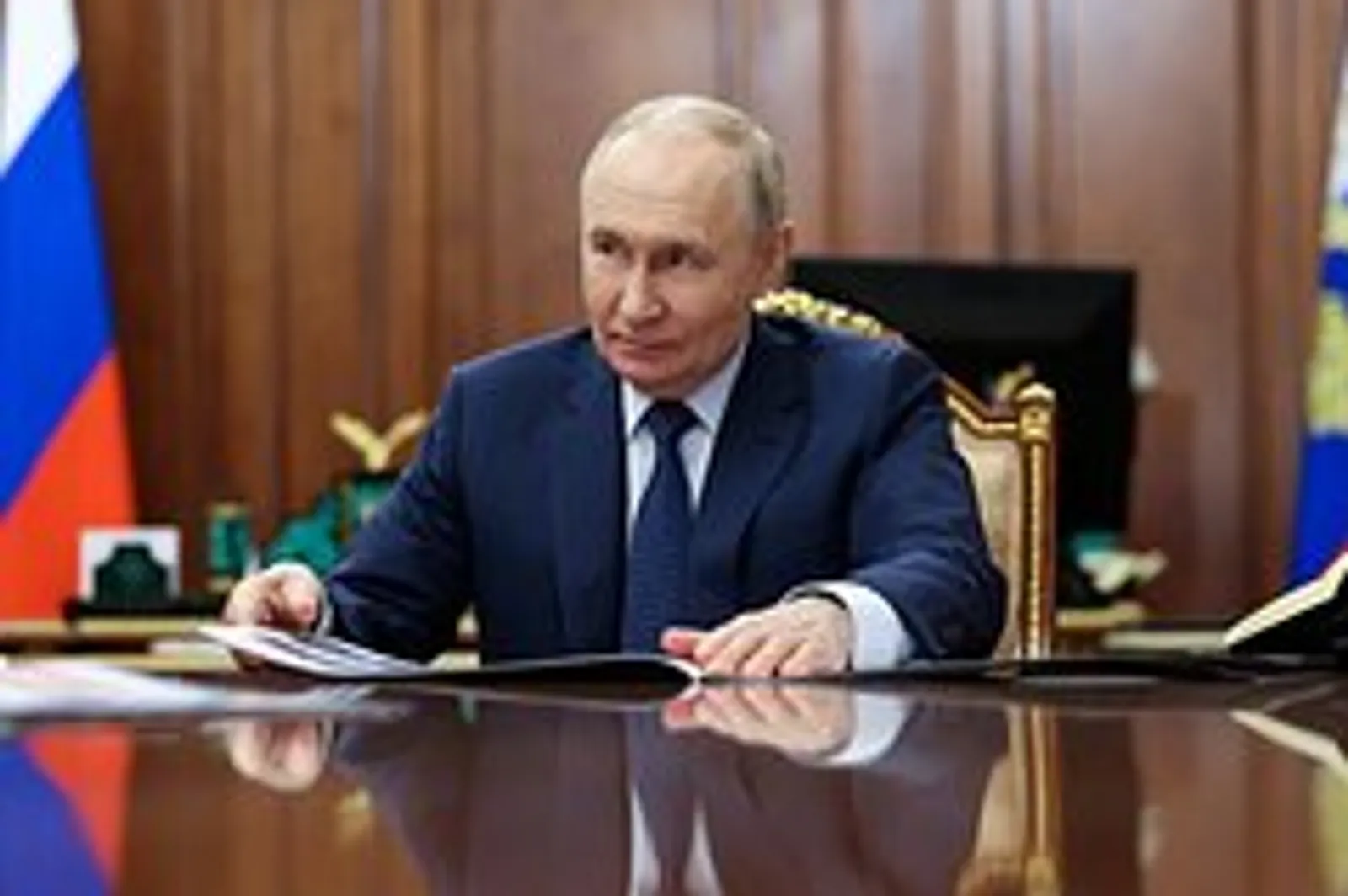 Передано письмо с поздравлением для Путина