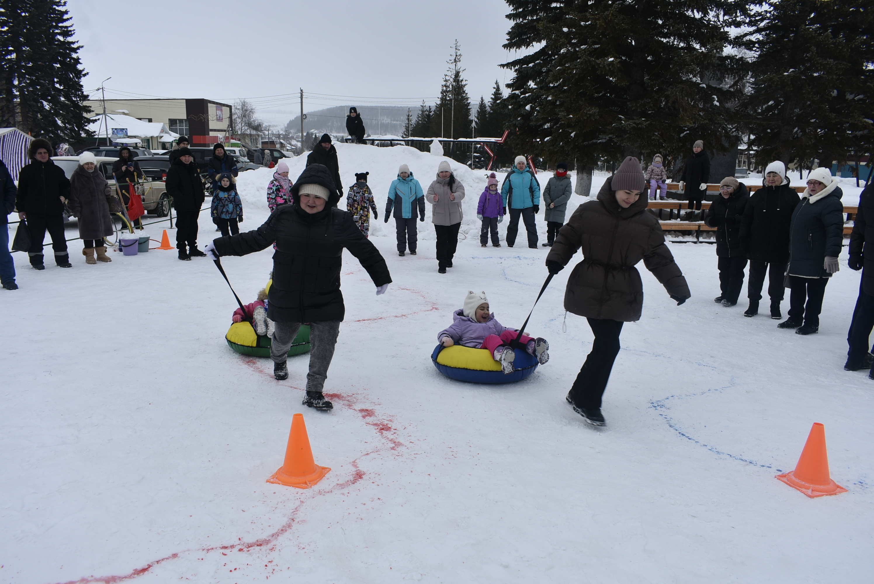Народный праздник удался: зрелищно и с размахом!