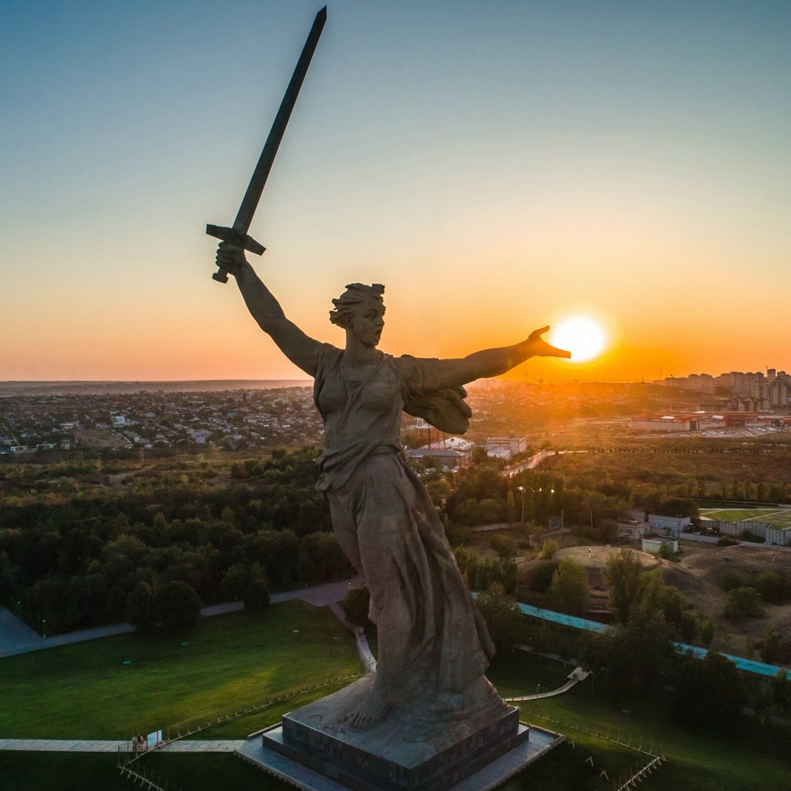 Дмитрий Чернышенко поручил развивать военно-исторический туризм