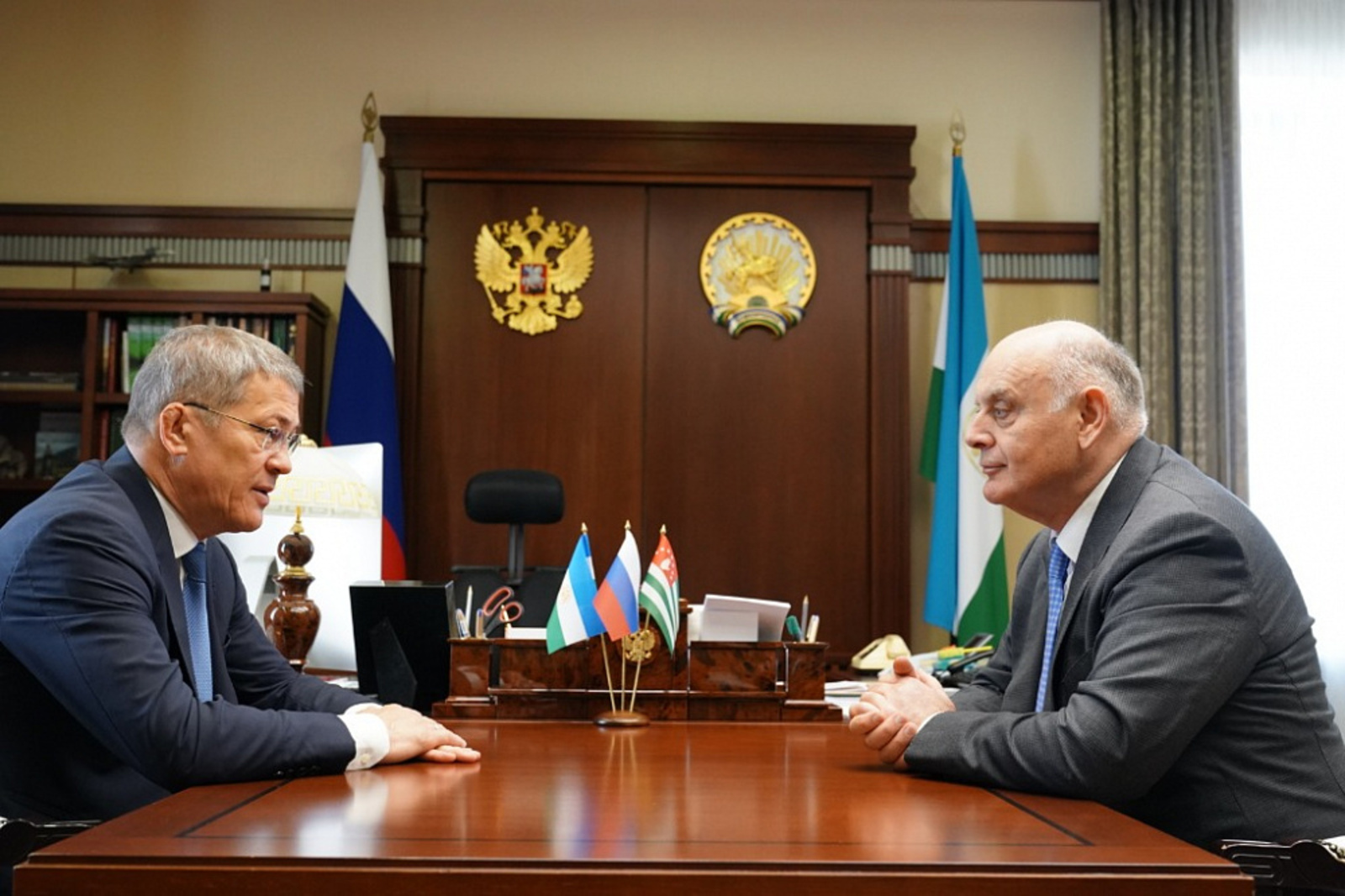 Глава Башкортостана Радий Хабиров встретился с Президентом Абхазии Асланом Бжания
