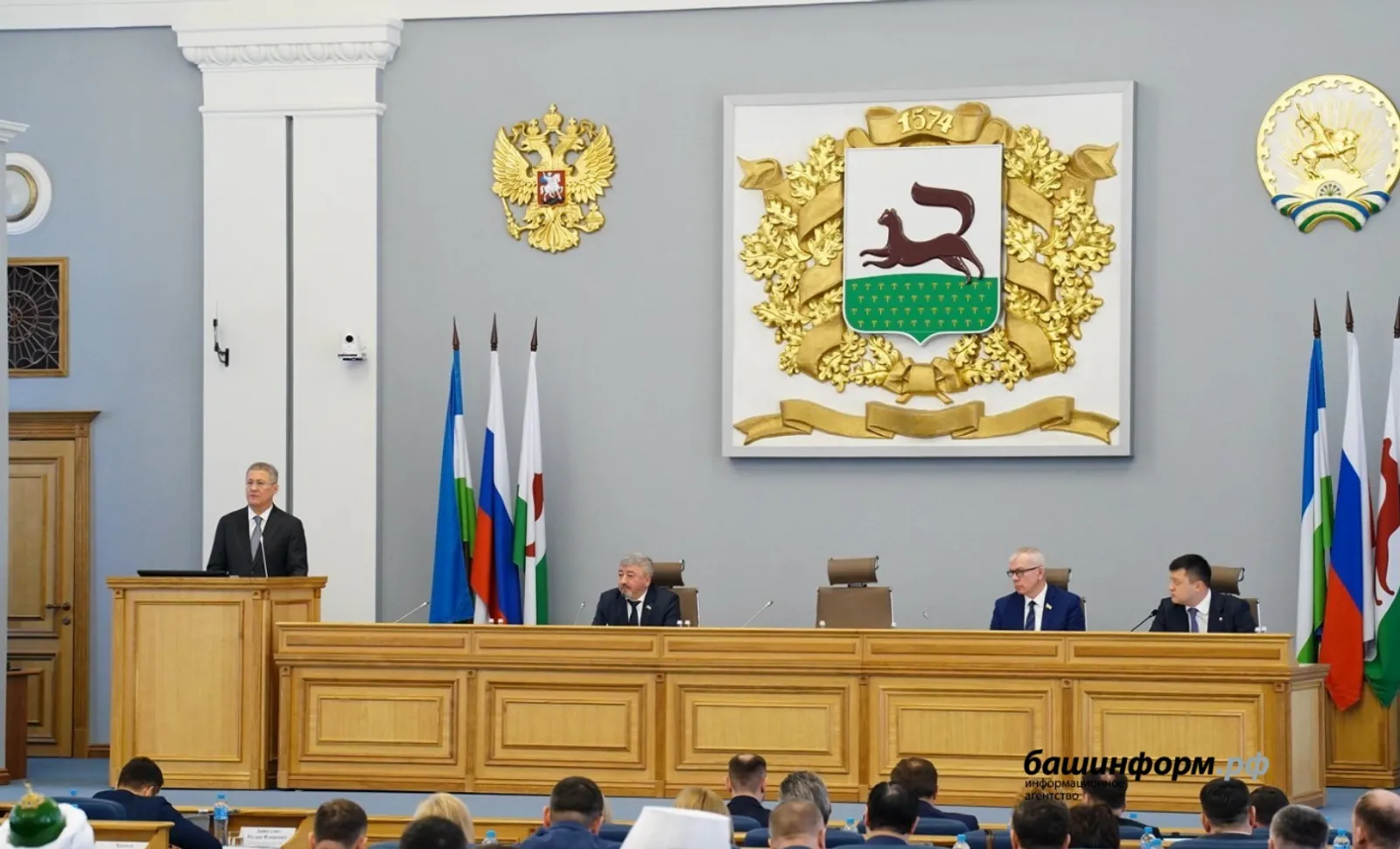 Глава Башкирии дал оценку работе депутатов горсовета Уфы по поддержке СВО