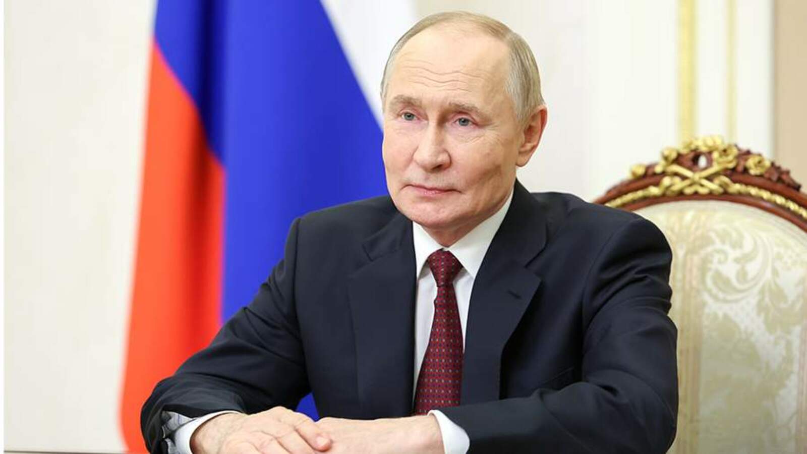 Путин поздравил народного артиста СССР Паулса с 90-летием