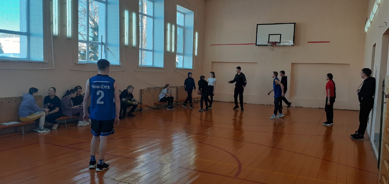 Товарищеская встреча по баскетболу в Кош-Елге