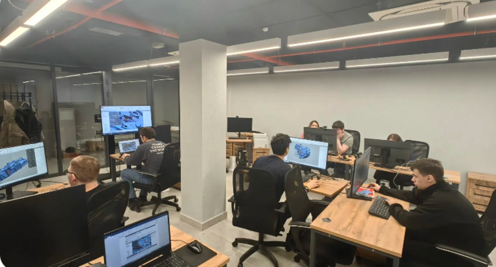 Центр реверсивного инжиниринга кампуса запустил курсы для инженеров и школьников