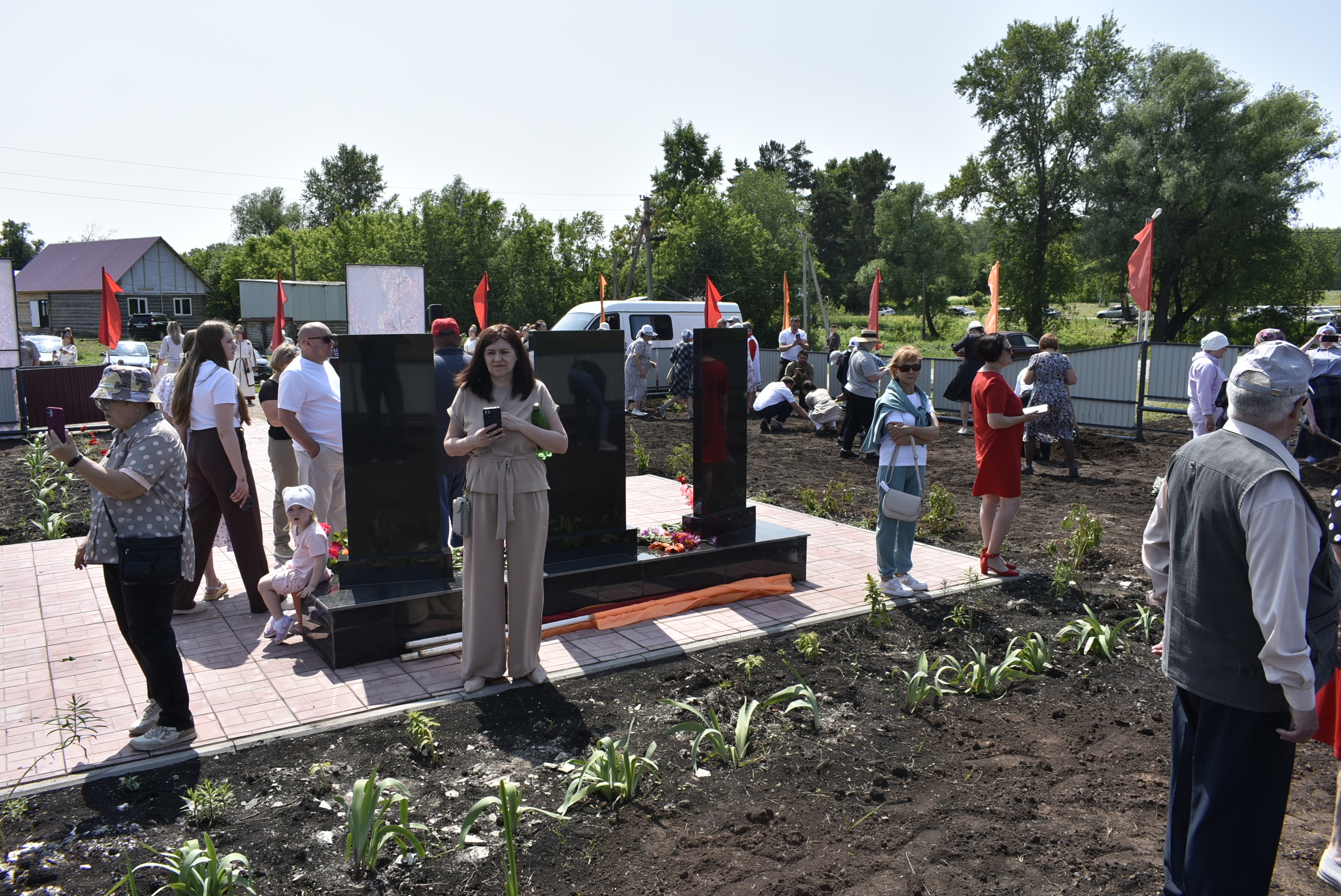 Они живы, пока сердца хранят их имена