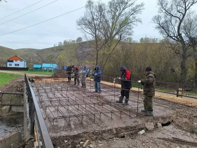 Ремонт моста в деревне Алексеевка