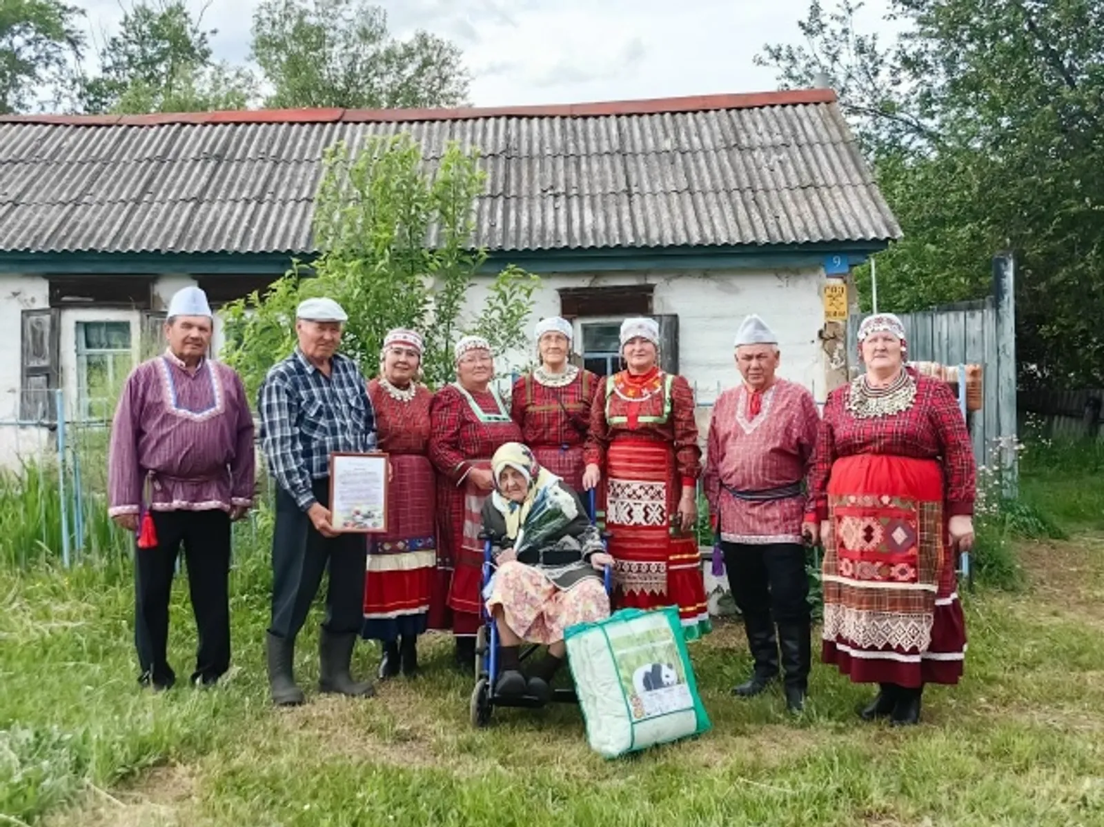 За плечами - целый век!