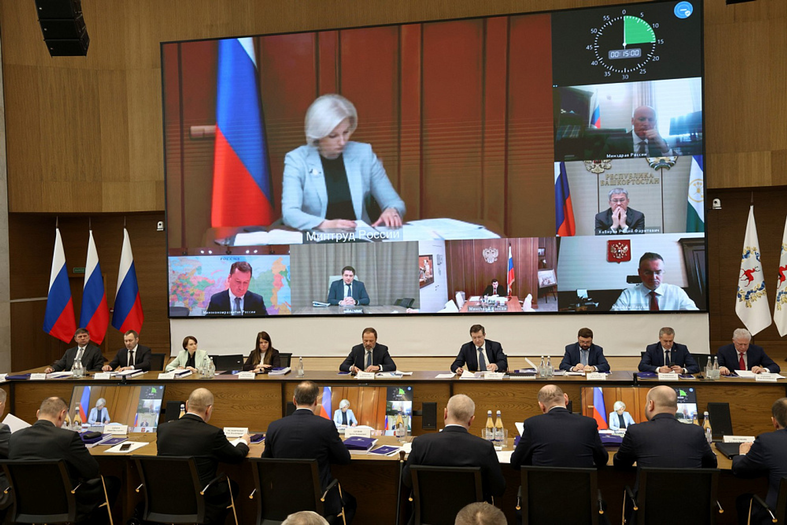 Хабиров участвовал в заседании Совета ПФО по реализации демографической политики