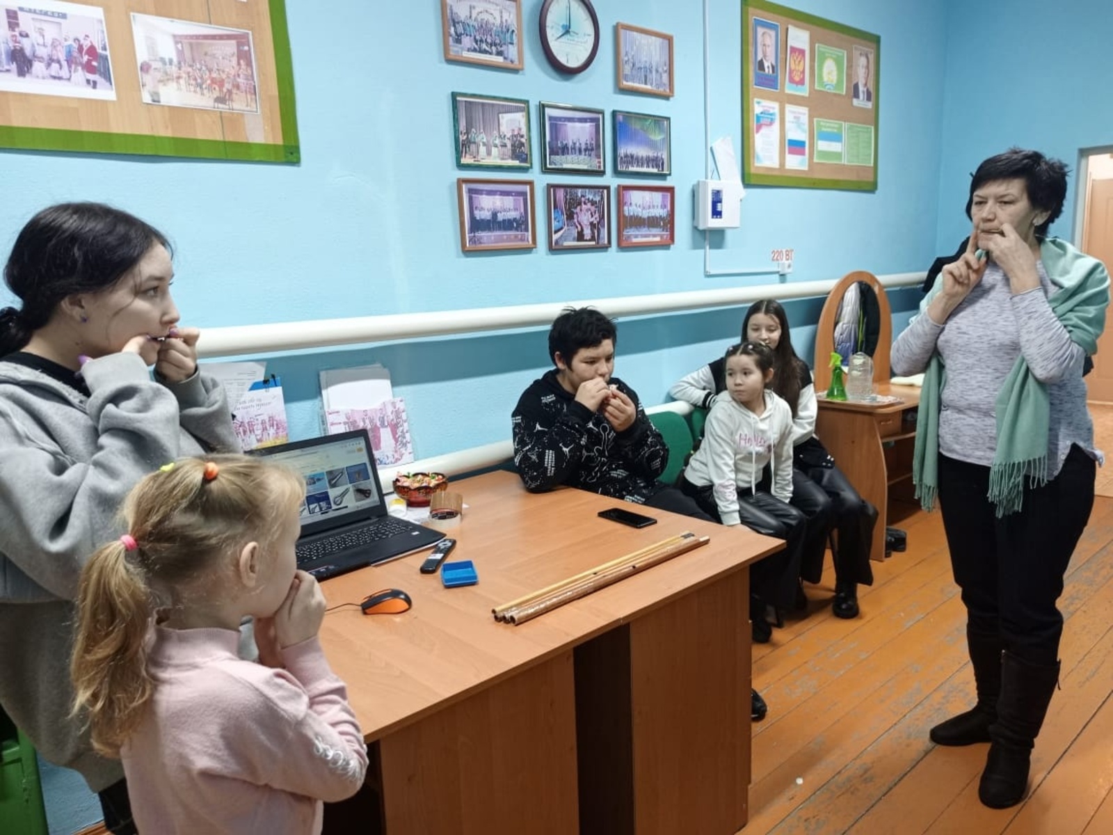 В Азнаевском СК прошел мастер-класс по игре на кубызе