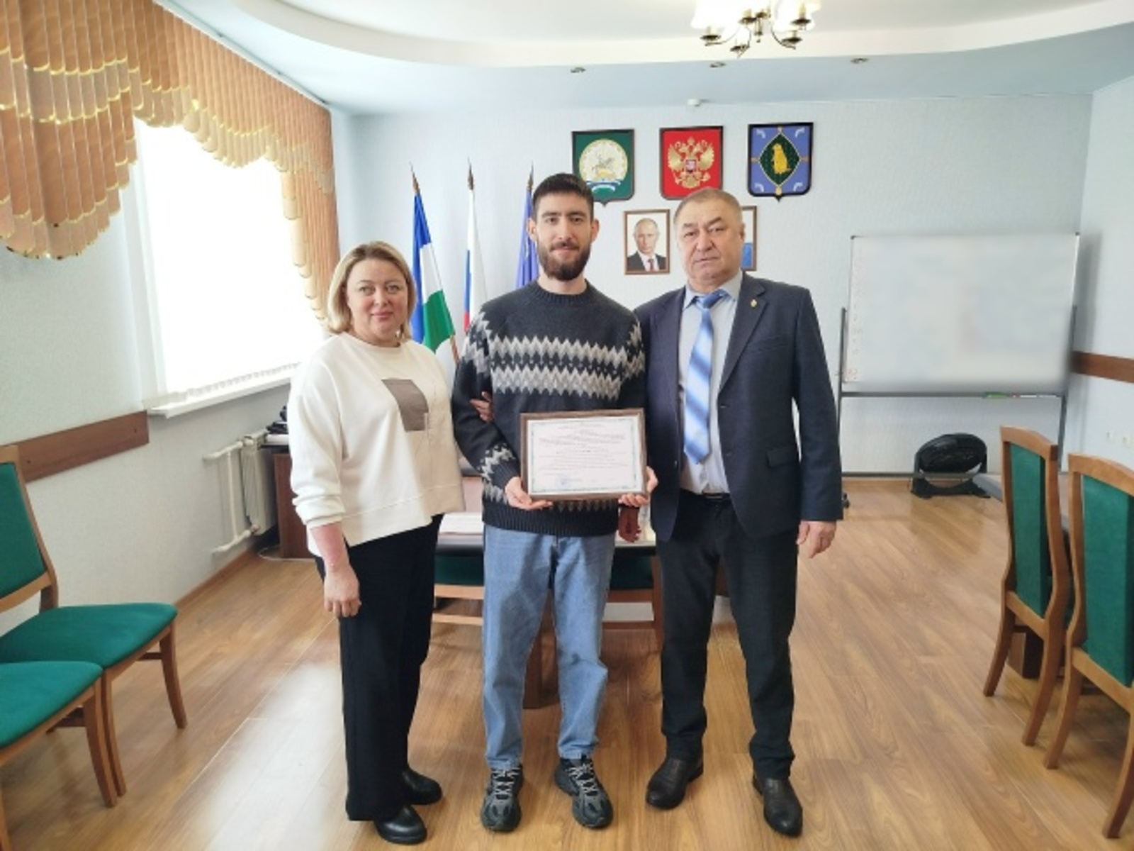 Житель Бижбулякского района стал обладателем сертификата на приобретение жилья