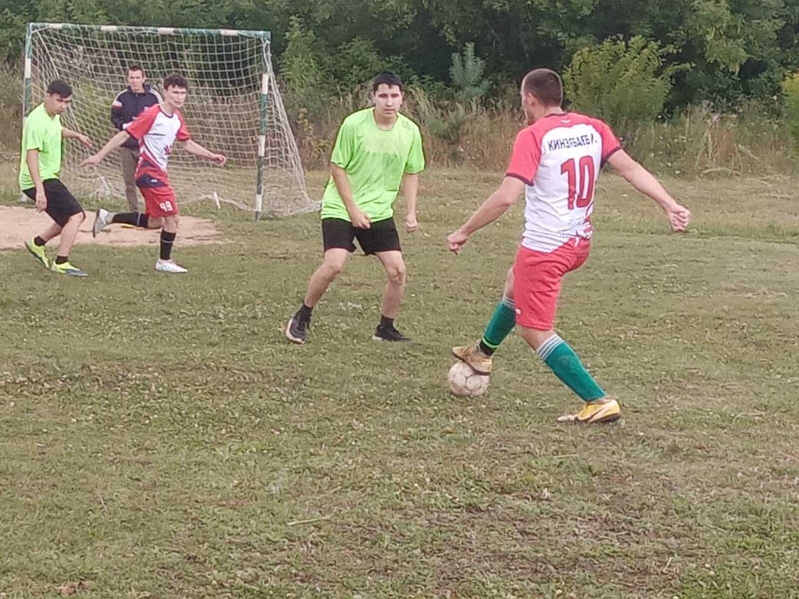 В честь памяти героев