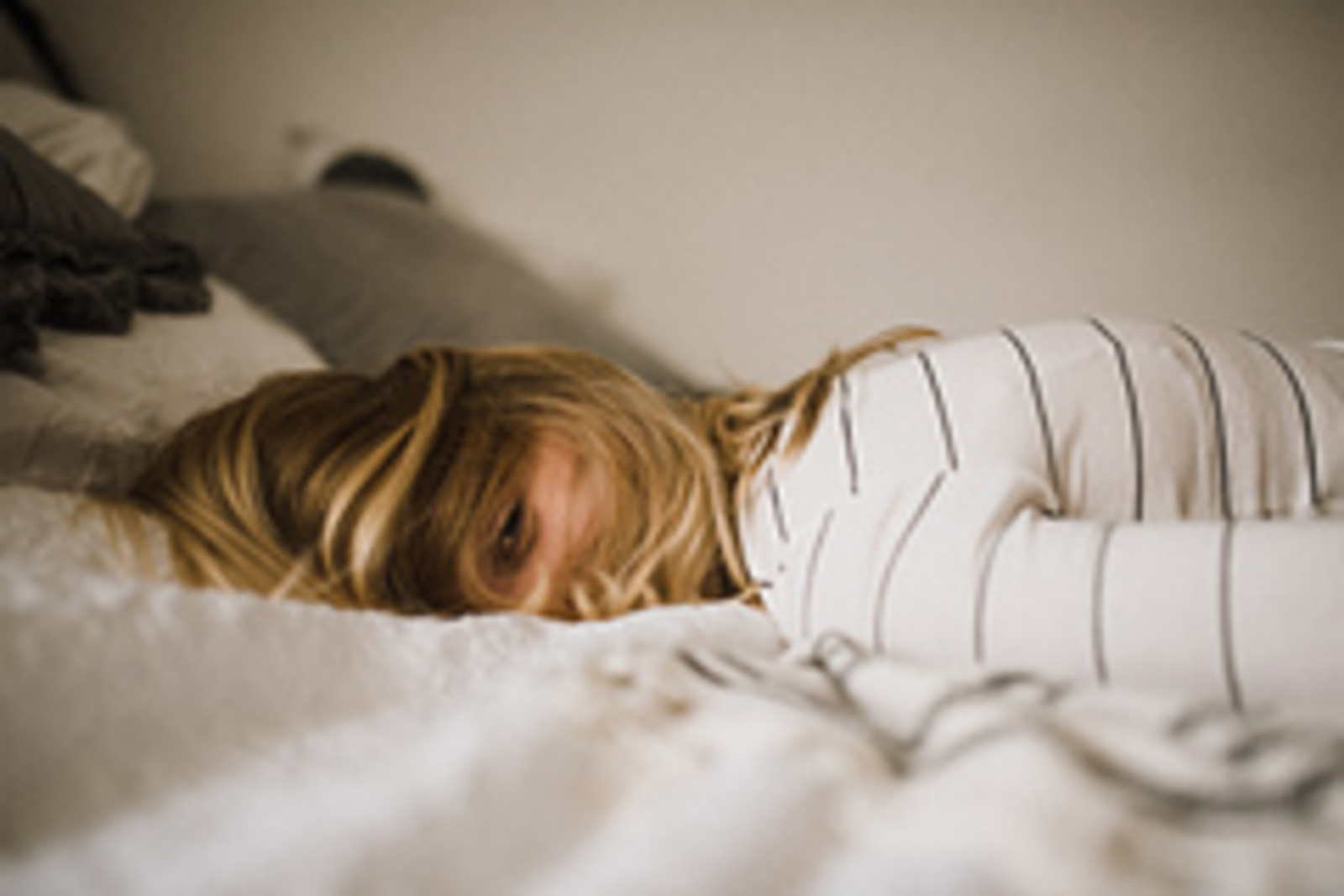 Психолог рассказал о причинах зависимости от сна и назвал способ ее побороть