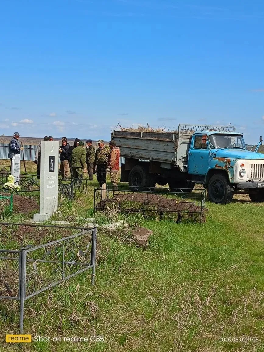 На кладбищах района прошел День поминовения и почитания